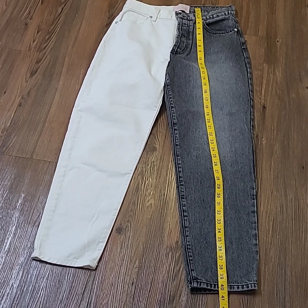 REVICE Two-Tone‎ Straight Jeans in White and Washed Gray